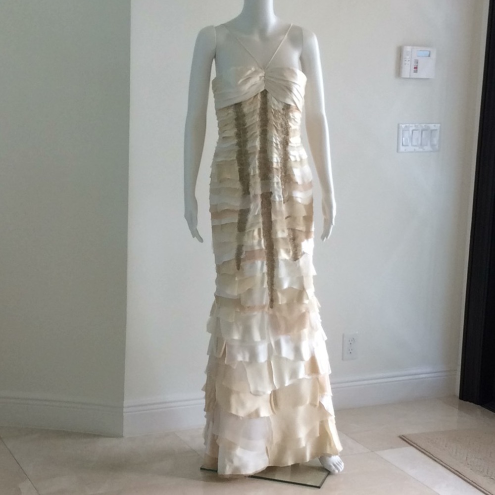 Carolina Herrera gown size 4